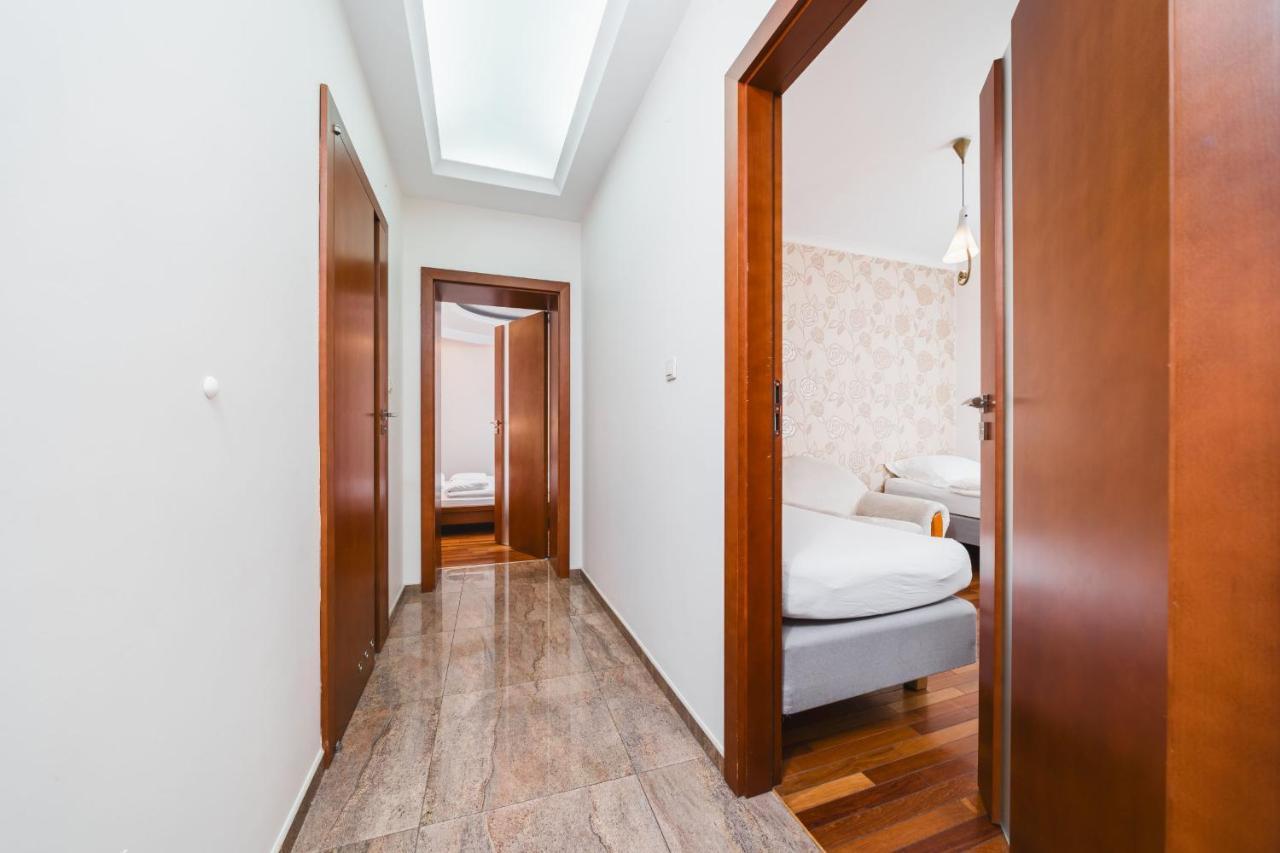 Apartament W Centrum Krakowa Na Ulicy Dlugiej Екстериор снимка